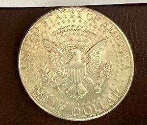 1964  KENNEDY HALF DOLLAR  90% SILVER