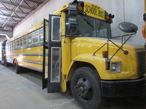 lot 646 image: FREIGHTLINER 71 PASSENGER SCHOOL BUS