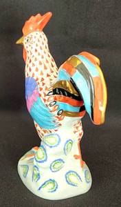 lot 49 image: Vintage Herend Hungary Rooster Figure
