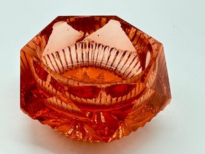 lot 113 image: Antique Colored Cut Glass Master Salt