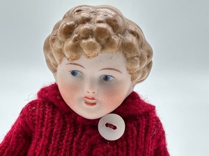 lot 52 image: Antique German Bisque Six Inch Doll