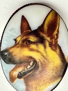 lot 164 image: Vintage Canine Portrait Brooch