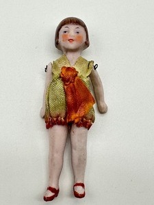 lot 165 image: Antique German Miniature Jointed Doll