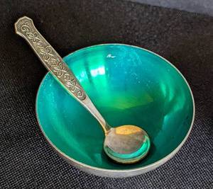 lot 36 image: Pair of Sterling Silver and Enamel Salt Dips and Spoons