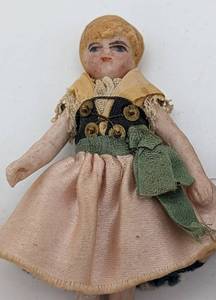 lot 182 image: Pair of Miniature Antique German Bisque Dolls