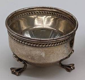 lot 189 image: Three Sterling Silver Salt Dips