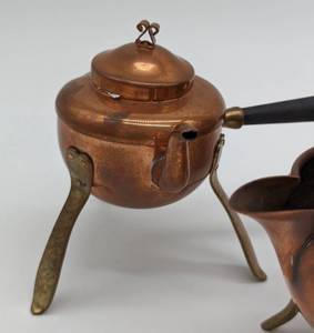 lot 218 image: Assorted Scandinavian Miniature Copper Kettles