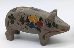 lot 231 image: Rosemaling Wood Duck and Pig