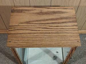 lot 253 image: Wood and Glass Three Shelf Display Case