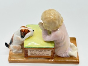 lot 83 image: Vintage Paragon Fine Bone Chine Figurine And So To Bed