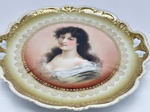 lot 56 image: Vintage Austrian Portrait Porcelain Plate El Bogen