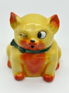 lot 42 image: Vintage Colorful Cat Tobacco Jar