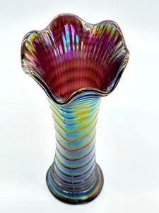 lot 39 image: Vintage Imperial Purple Carnival Glass Vase