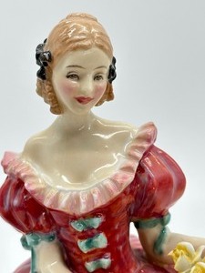 lot 27 image: Royal Doulton Porcelain Figurine Roseanna  HN 1926
