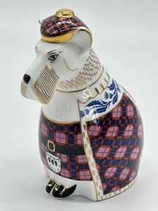 lot 24 image: Royal Crown Derby Scottish Terrier Paperweight