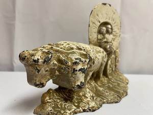 lot 211 image: Vintage Cast Iron Covered Wagon Door Stop