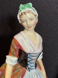 lot 102 image: Royal Doulton Prue H.N. 1996 Figurine and Royal Doulton Doreas Figurine