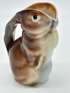 lot 117 image: Vintage Rabbit Figurine Pitcher or Creamer