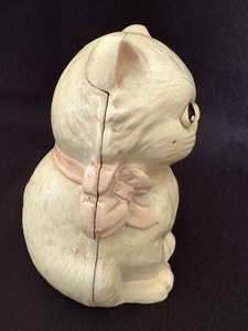 lot 118 image: Vintage Metal Cat Bank