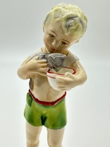 lot 128 image: Royal Worchester Figurine Fridays Boy