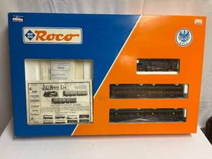 lot 281 image: Roco Train Set in Original Box.