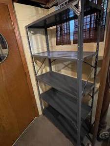 lot 286 image: Metal Hom-E-Quip 5 Shelf Storage