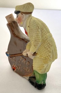 lot 179 image: Vintage A Wee Bit O Scotch Pottery Flask