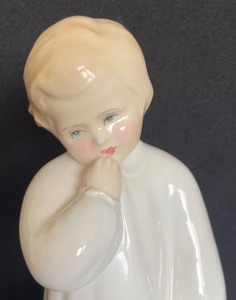 lot 184 image: Vintage Royal Doulton Darling Figurine HN 1319