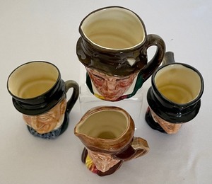 lot 191 image: 4 Petite Royal Doulton Toby Character Mugs