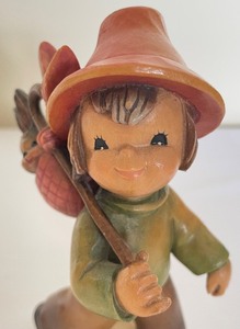 lot 194 image: Anri Ferrandiz Wanderlust Wooden Carved Figurine