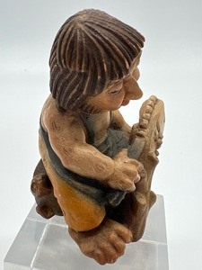 lot 129 image: Vintage Carved Anri Figurine The Toy Maker - Anri Little Folks of the Salvan Wood Carved Figurine