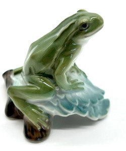 lot 147 image: Rosenthal Porcelain Frog Figurine 1080