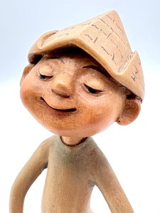 lot 153 image: Vintage Carved Character Figurine