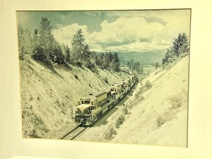 lot 261 image: Vintage Great Northern Railroad Framed Photograph