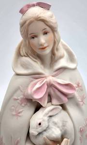 lot 334 image: Vintage Cybis Porcelain Melissa Figure