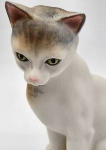 lot 357 image: Realistic Cybis Bisque Porcelain Cat Figure