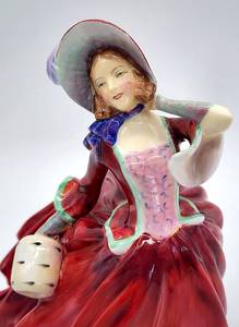 lot 367 image: Royal Doulton Autumn Breezes Glazed Porcelain Figurine HN1934