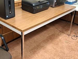 lot 478 image: Office Table