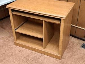 lot 479 image: Wooden Computer Desk