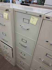 lot 308 image: Metal Locking File Cabinet 4-drawer