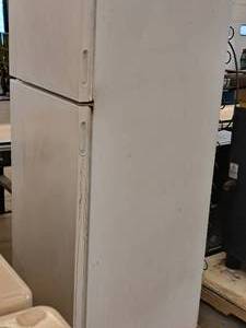 lot 319 image: Signature Refrigerator Freezer MRT188SCW