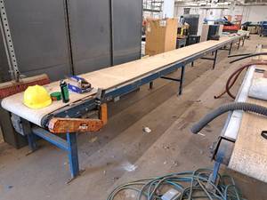 lot 216 image: Uniflo 50 Conveyor