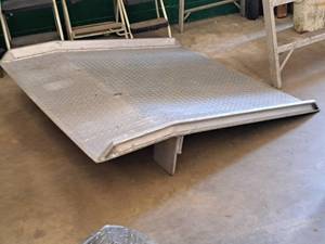 lot 224 image: Diamond Plate Dock Plate 60x50