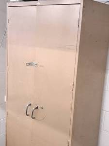 lot 340 image: Metal Storage Cabinet 2-door
