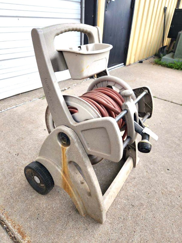 Ready to Use SUNCAST Portable Hose Reel, Large Little Canada Estate  Auction - Antiques Collectibles & MORE!!