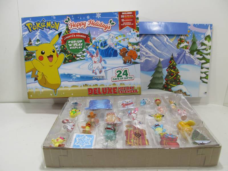 Pokemon Deluxe Holiday Calendar 24 Days of Gifts