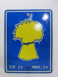 lot 61 image: Vintage Wooden Saskatchewan Canada Road Sign