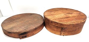lot 169 image: Primitive Antique Bentwood Cheese Box