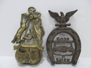 lot 130 image: Antique Brass Hunting Theme Match Safe & Old Good Luck Trivet wEagle 