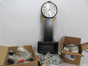 lot 134 image: Large Lot of Vintage & Antique Clock Parts